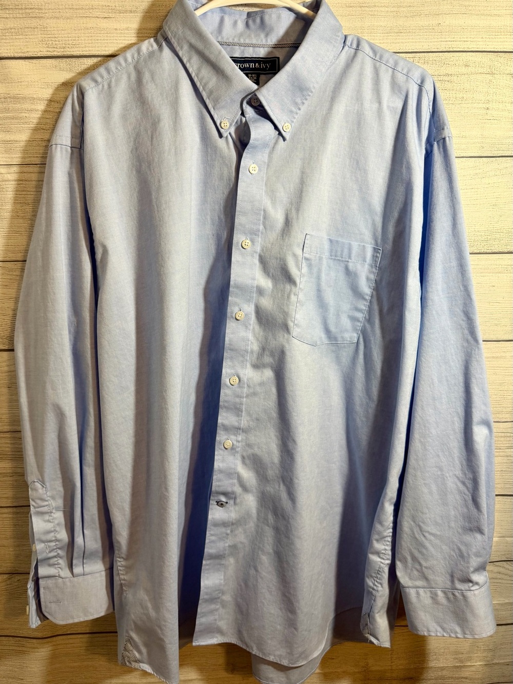 crown & ivy Light Blue Oxford Button-Down Shirt